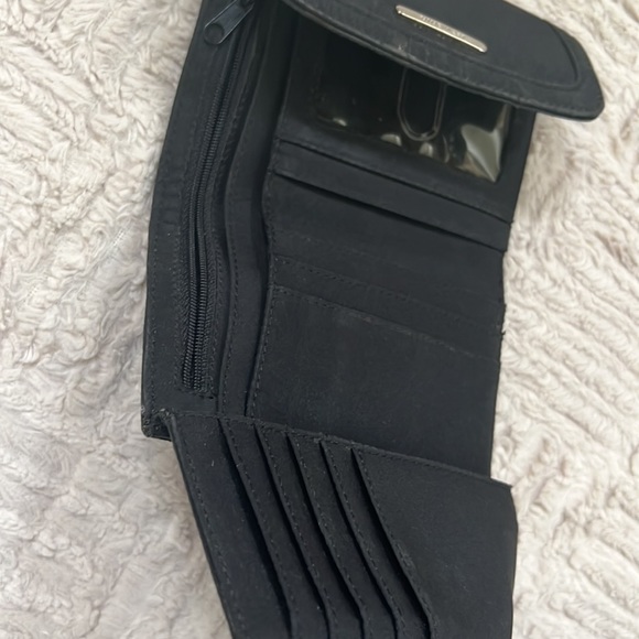 Nine West wallet - Picture 14 of 16